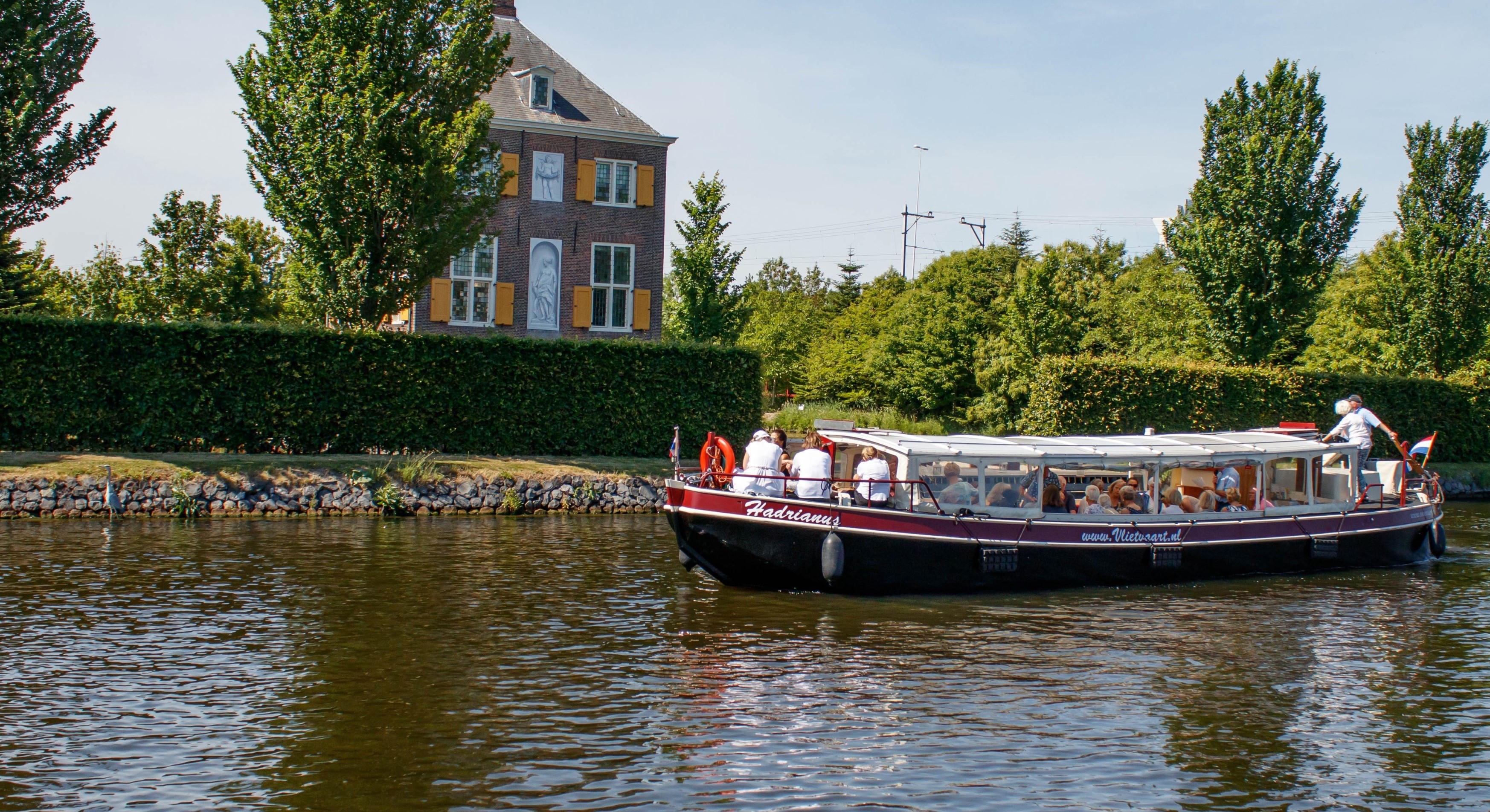 Trekvaart Hadrianus schip Hofwijck 030924
