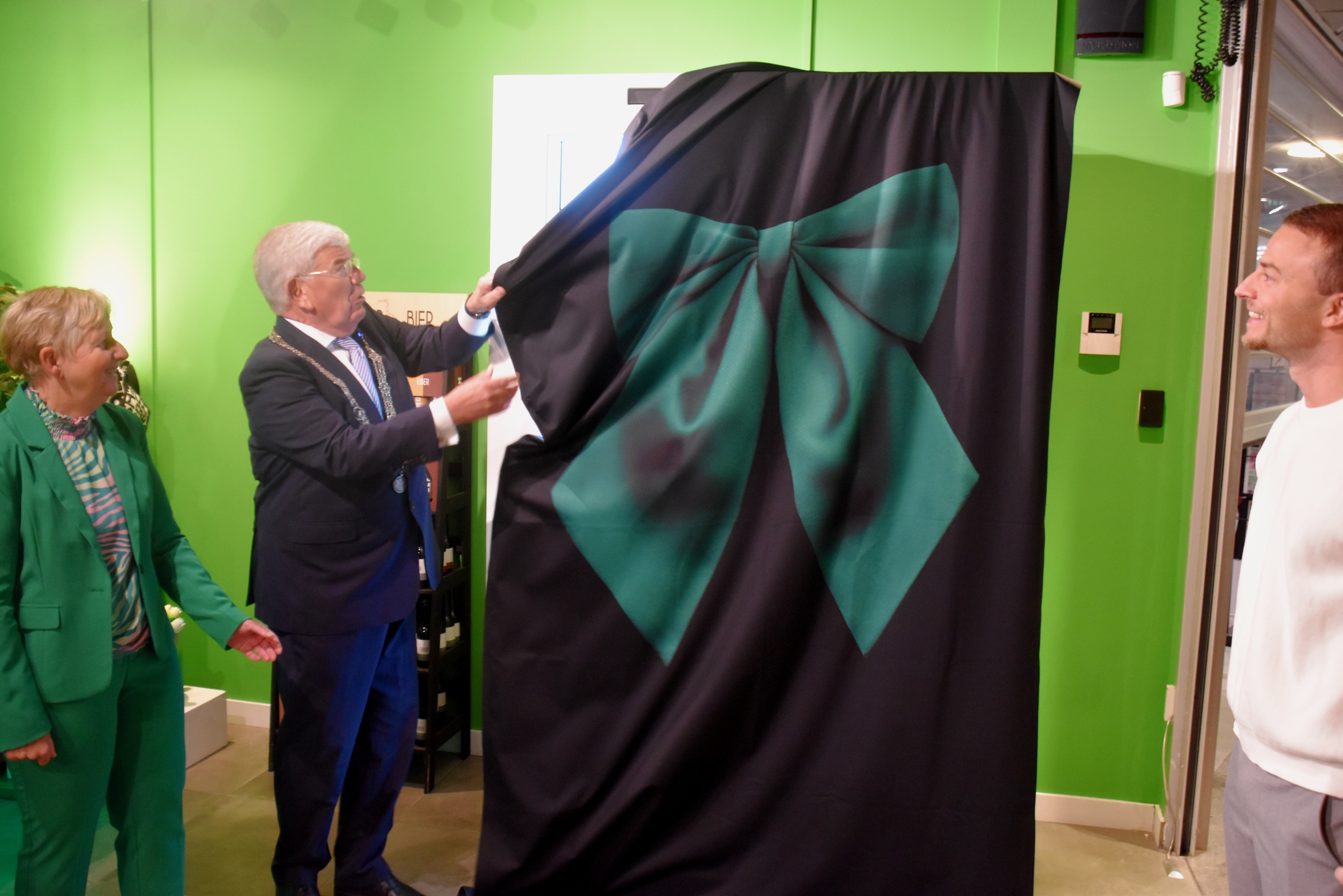 0AHolo 13 Onthulling van de holobox