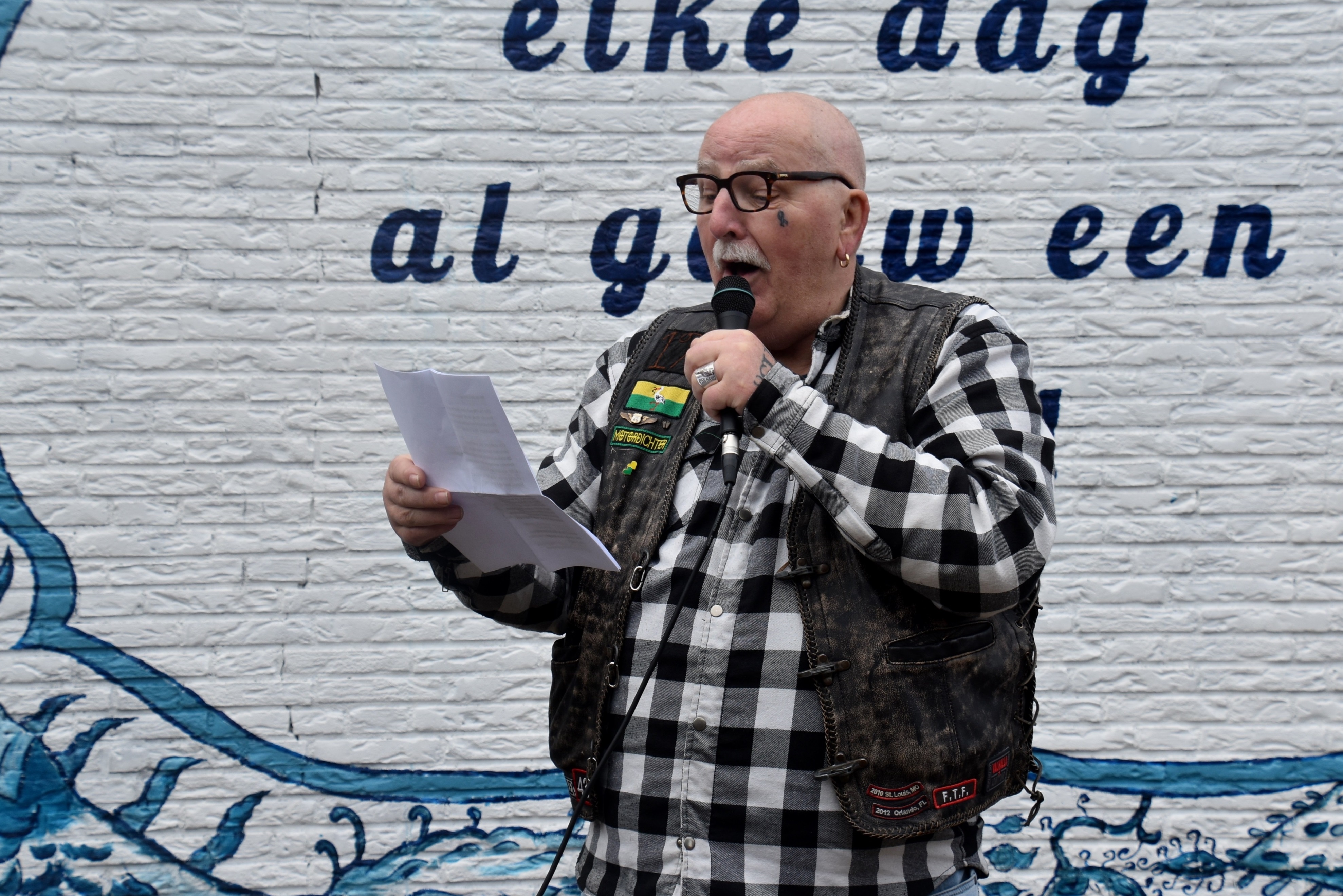 Muur61 Gedicht Robert Meijer