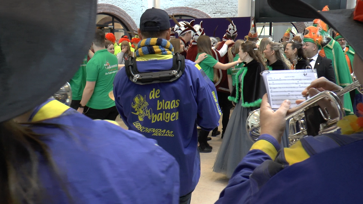 MB Carnaval 05