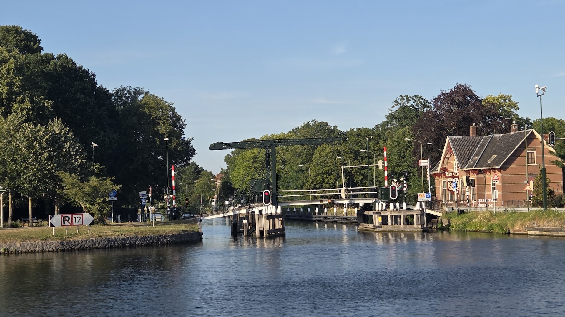 Gemeenteraad wil eerst mobiliteitsonderzoek voordat besluit over Kippenbrug valt