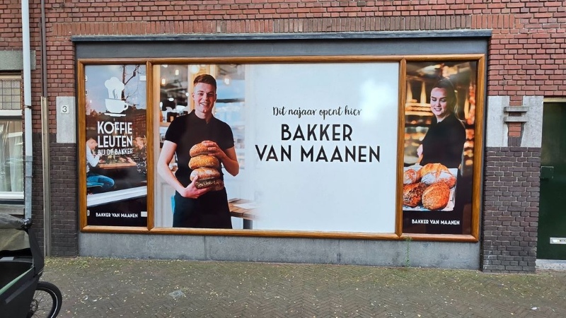 Winkelpand bakkerij Klink Omroepwest etalage Omroep West NOG KLEINER