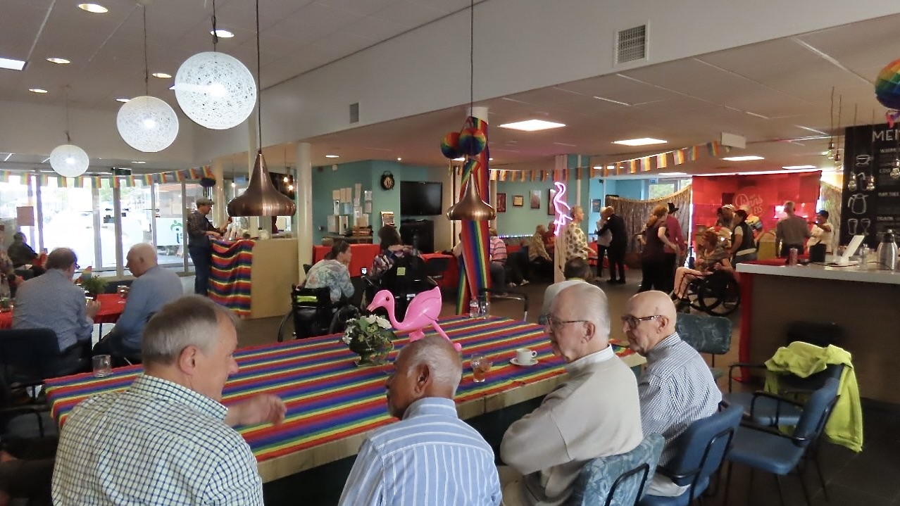 Roze plus feest Ap de Heus