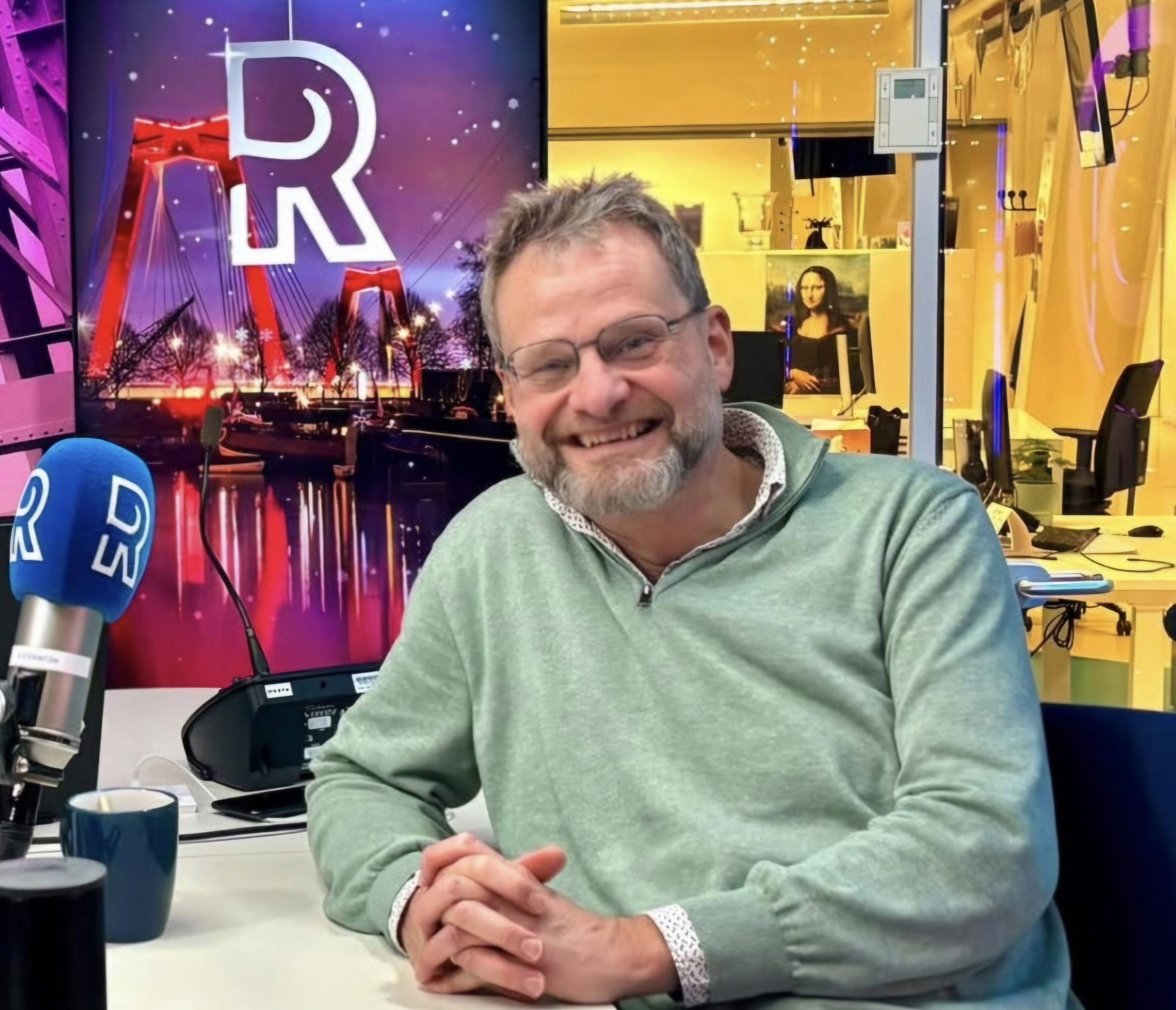 Nieuwslezer Reinoud Roemer bij Radio Rijnmond